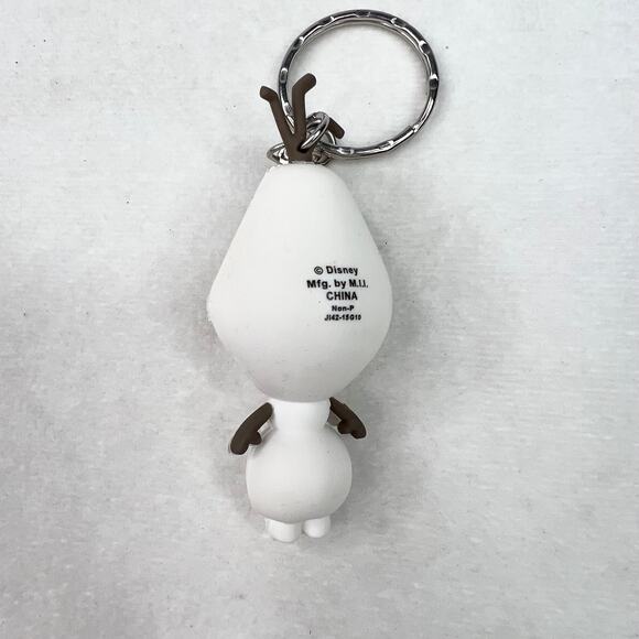 Lot of 4 Disney Figural Keychains - Picture 9 of 11